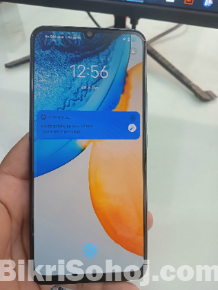 Vivo V21E
